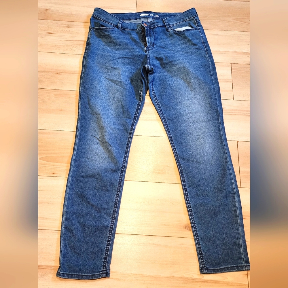 Old Navy Super Skinny Jeans